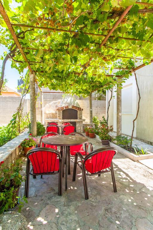 Apartments Ljubica تْشيرسيك نوفي الغرفة الصورة