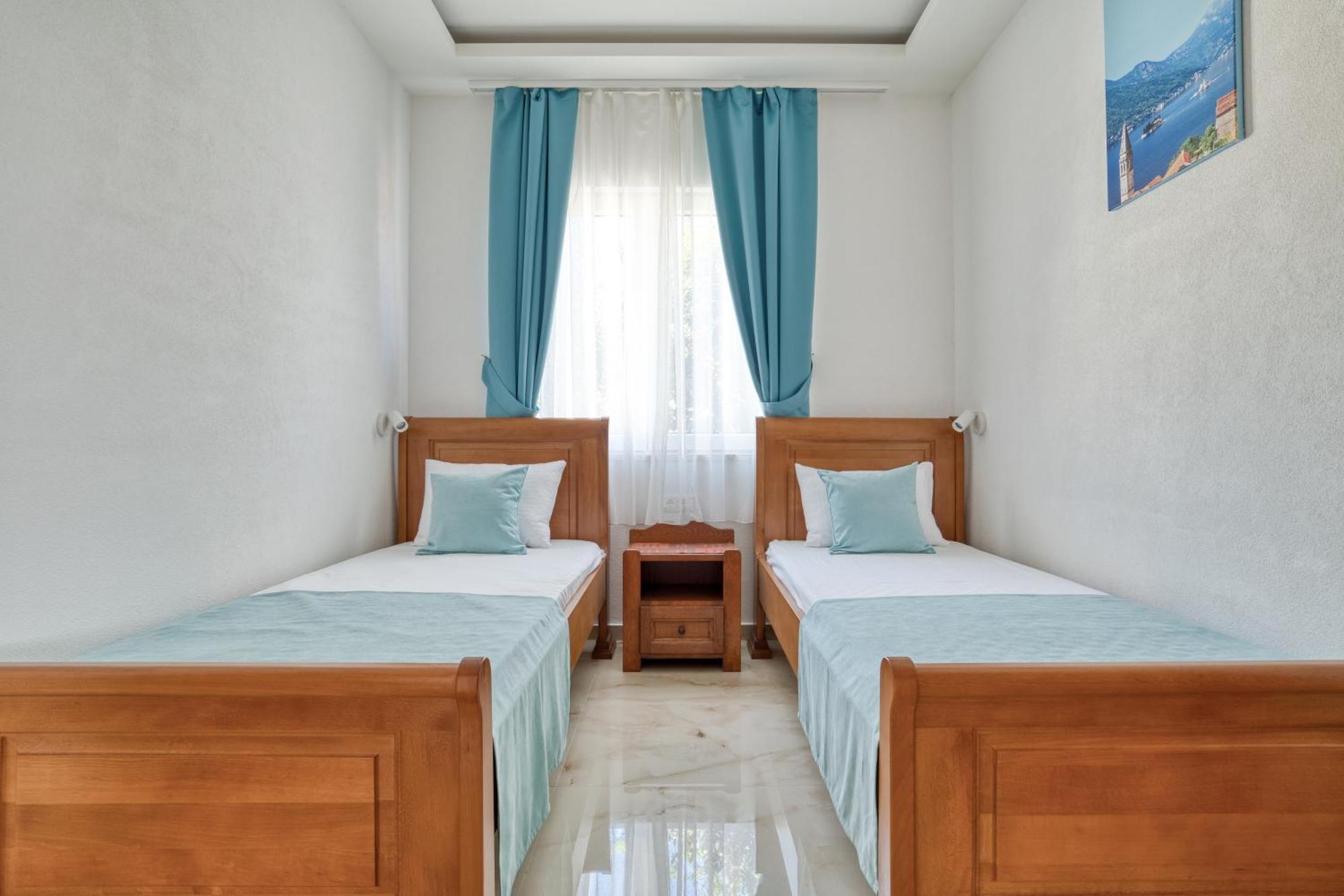 Apartments Ljubica تْشيرسيك نوفي المظهر الخارجي الصورة