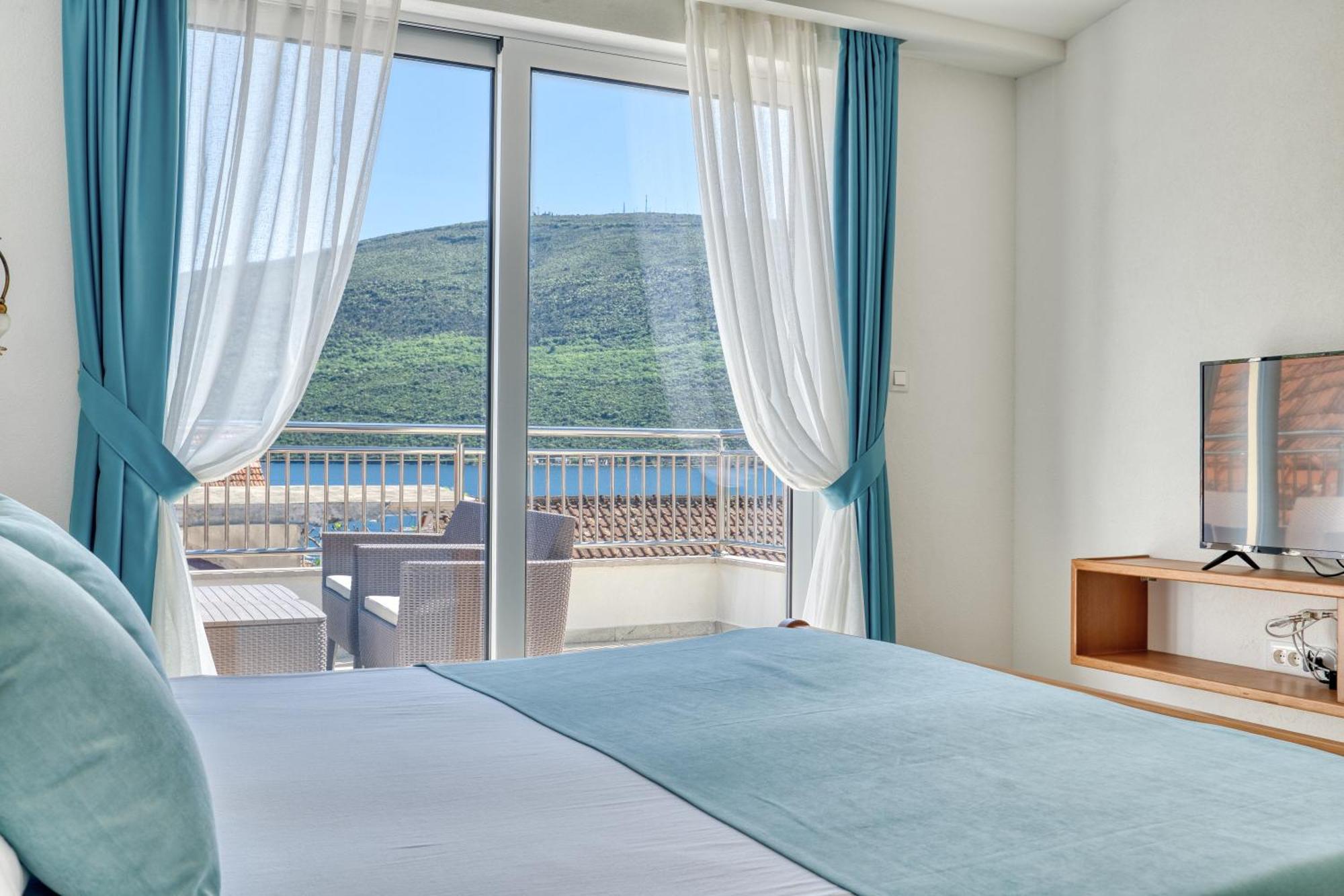 Apartments Ljubica تْشيرسيك نوفي المظهر الخارجي الصورة